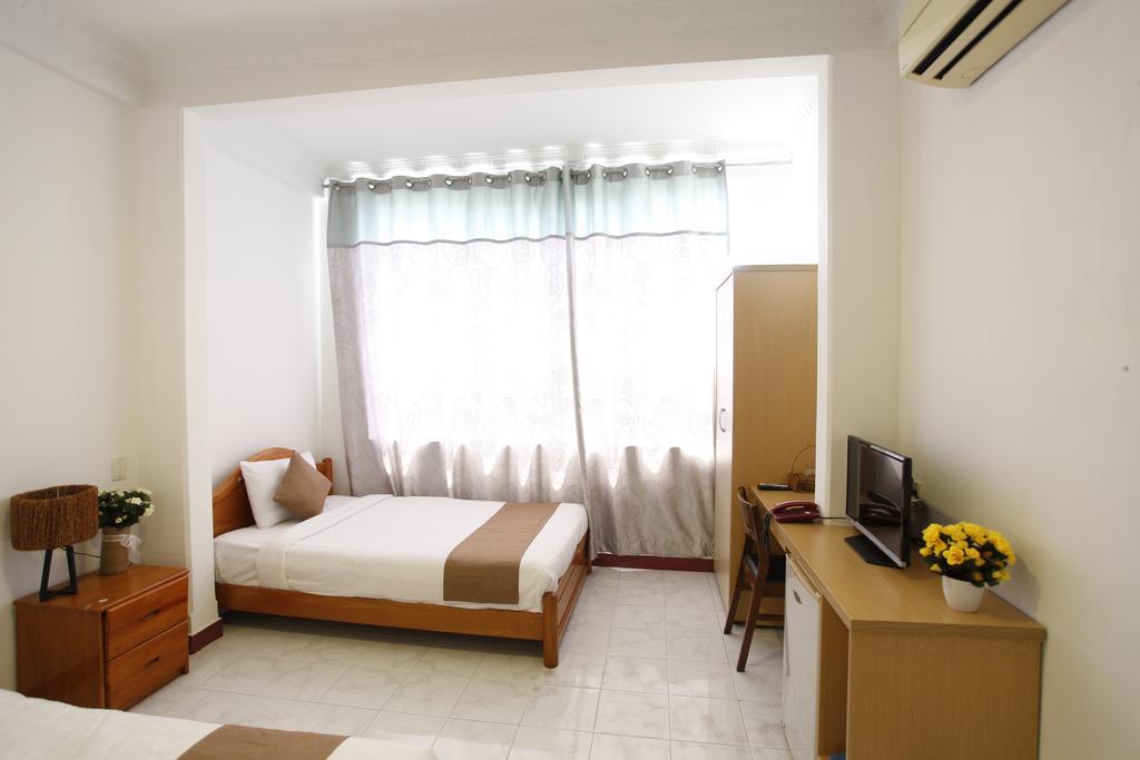 Le Petit Sai Gon Hotel Хошимин Экстерьер фото